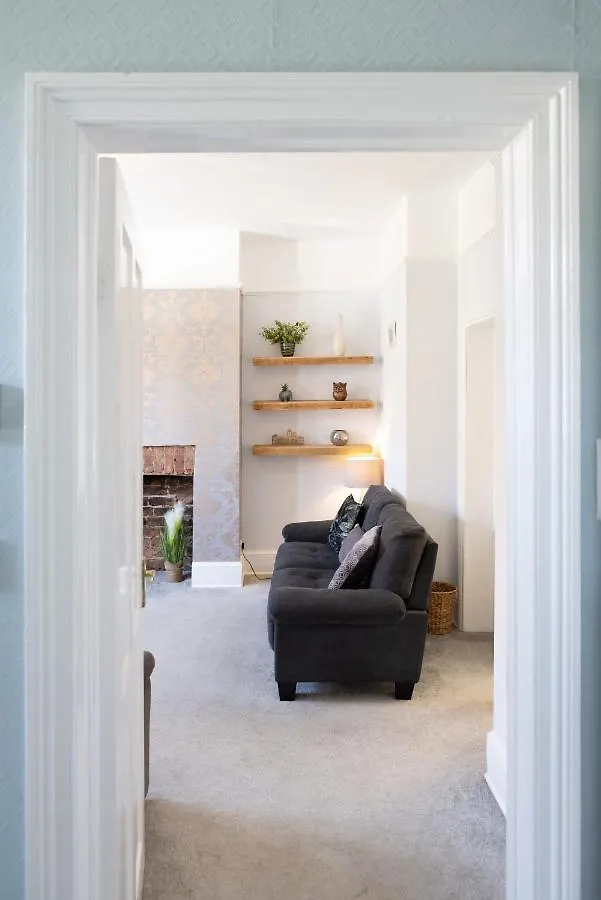 Bootham Apartment 32 - Free Parking - Five Minute Walk To York Minster